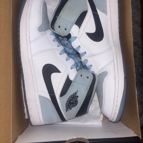 Nike Air Jordan Retro High in White and Black